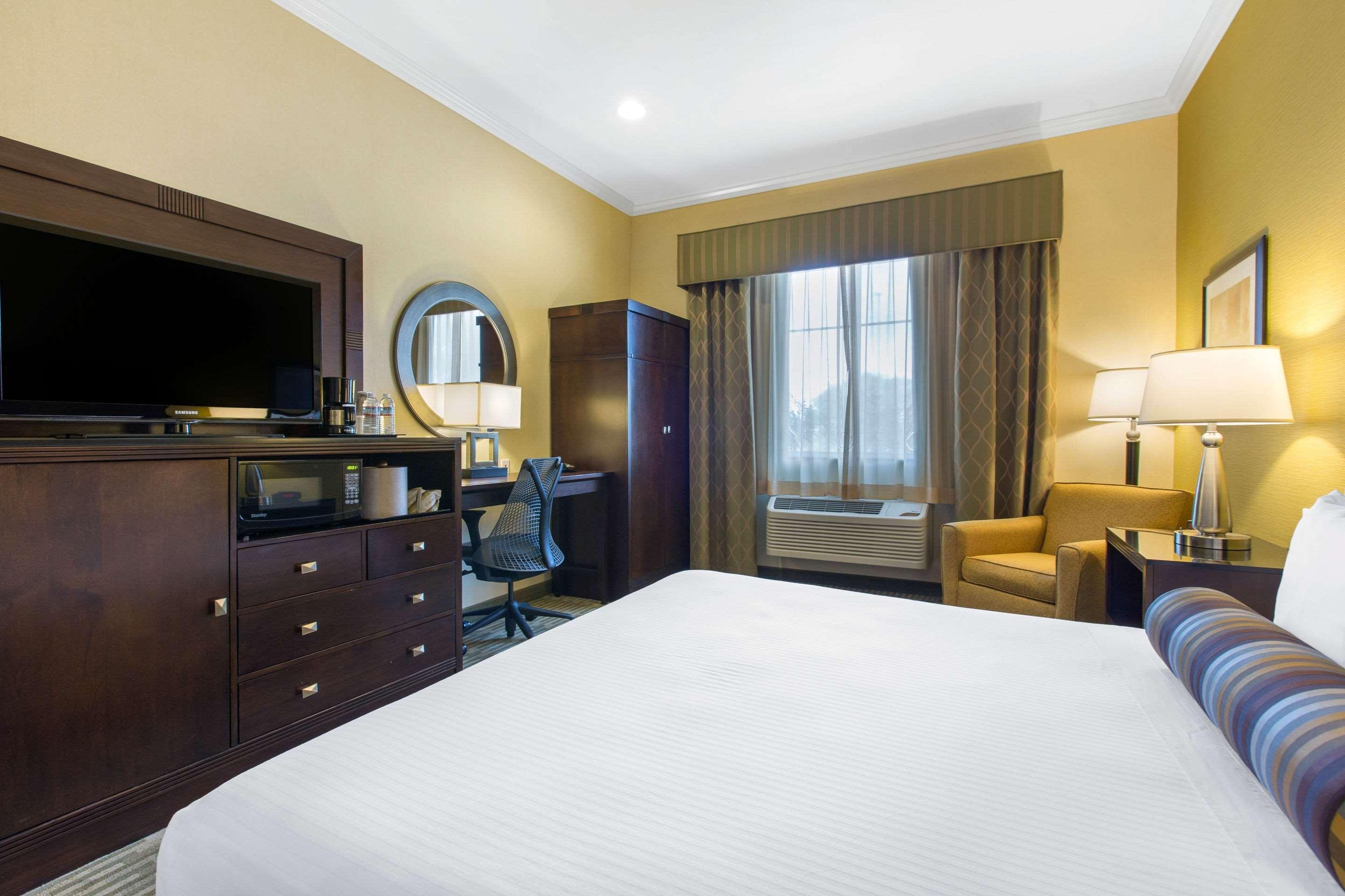 The Oaks Hotel & Suites Paso Robles Εξωτερικό φωτογραφία
