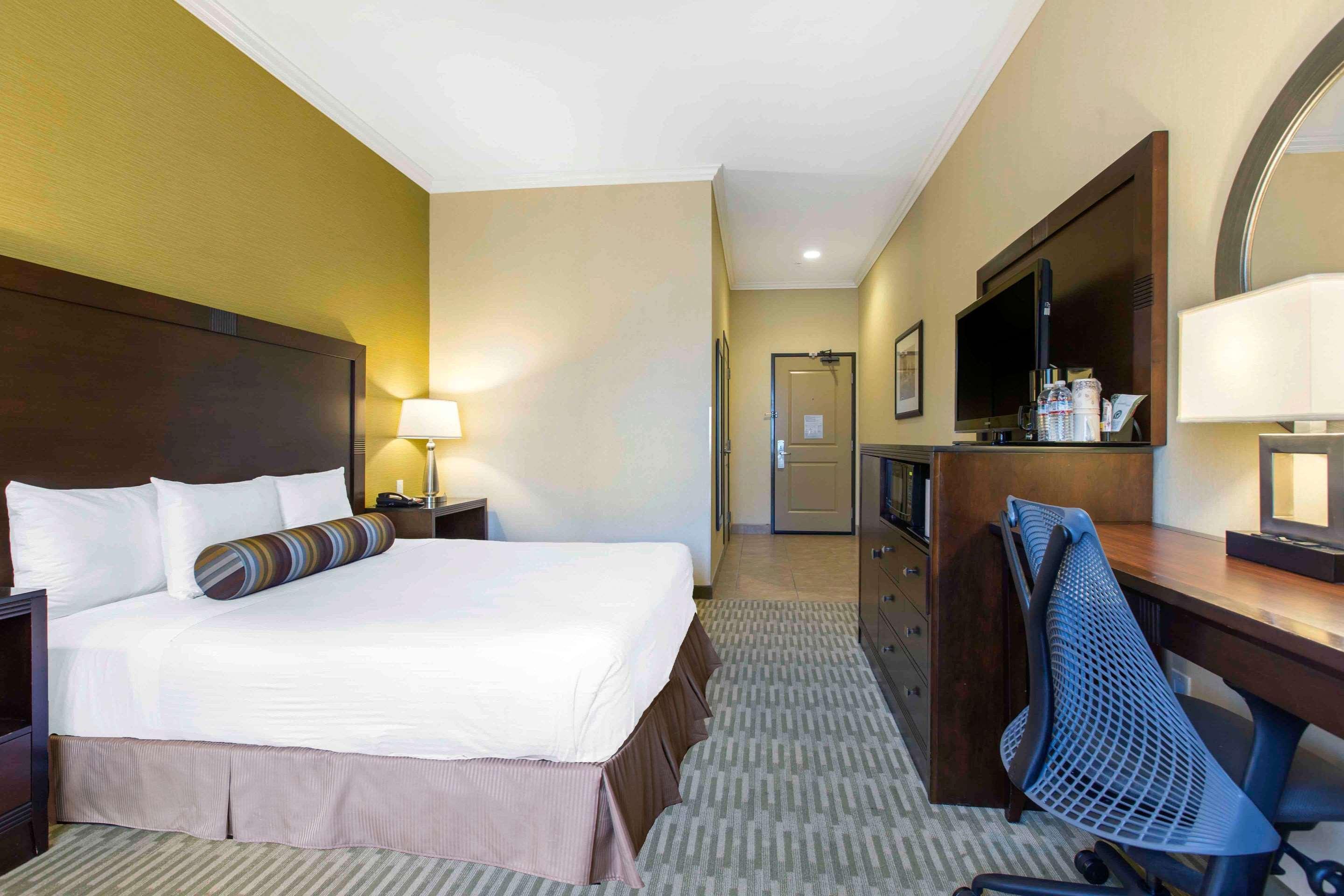 The Oaks Hotel & Suites Paso Robles Εξωτερικό φωτογραφία