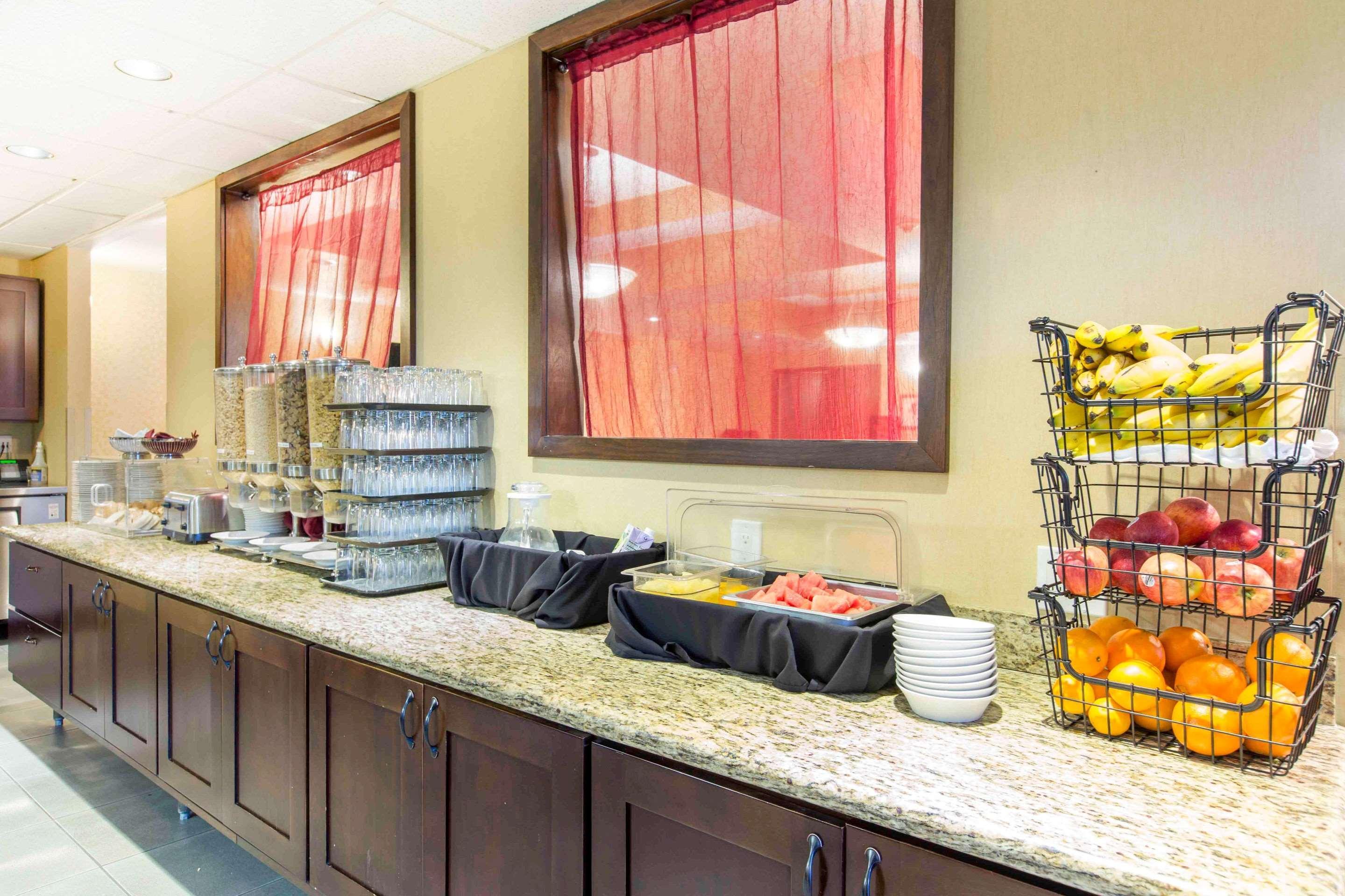 The Oaks Hotel & Suites Paso Robles Εξωτερικό φωτογραφία
